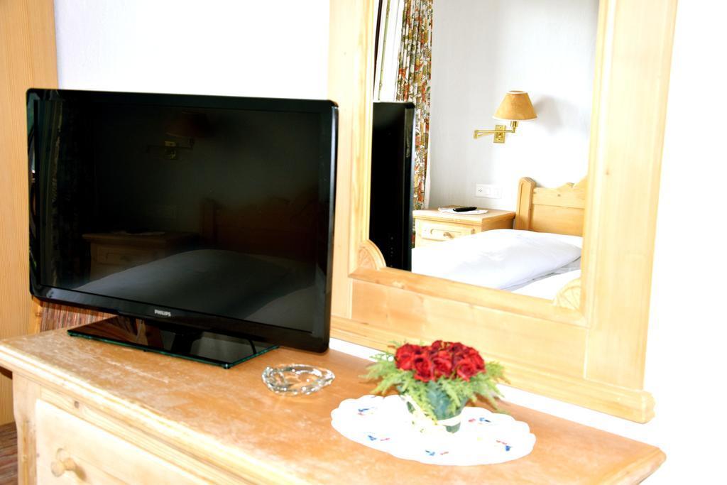 Hotel Salastrains Saint-Moritz Oda fotoğraf